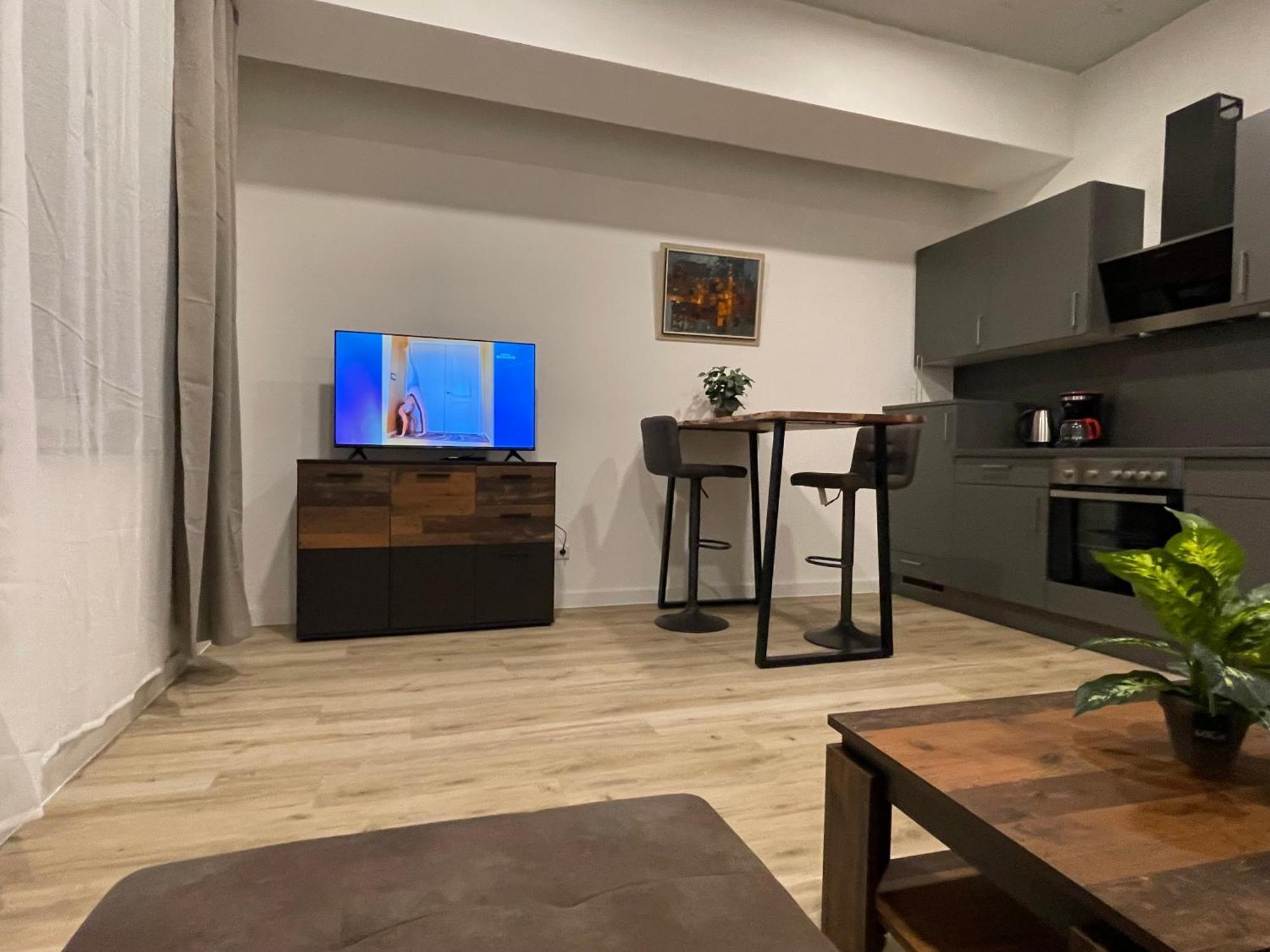 Wunderschoenes Apartment Am Schloessle Zentrum Пфорцхайм Экстерьер фото